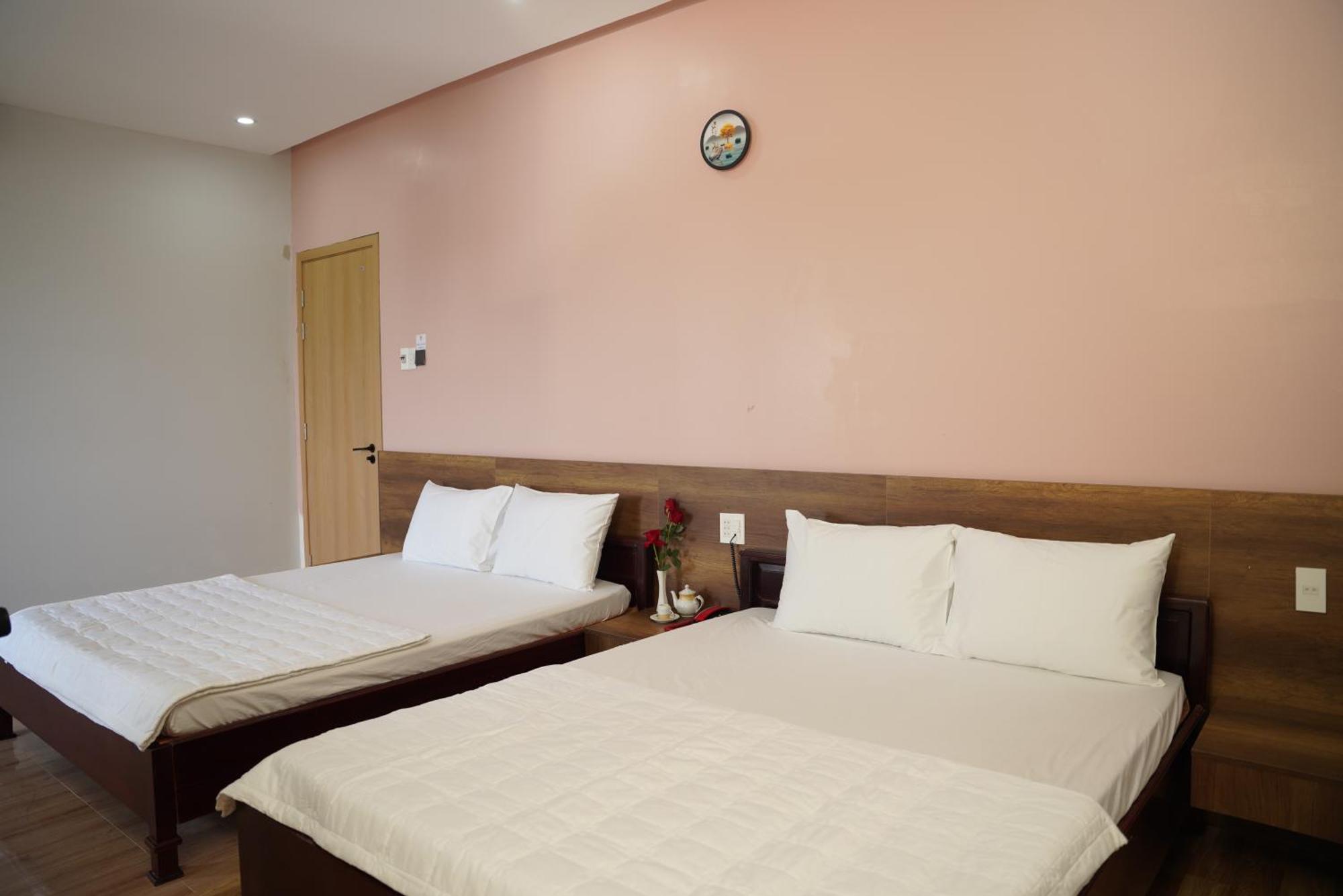Khach San De Vuong Hotel Cao Lãnh Buitenkant foto
